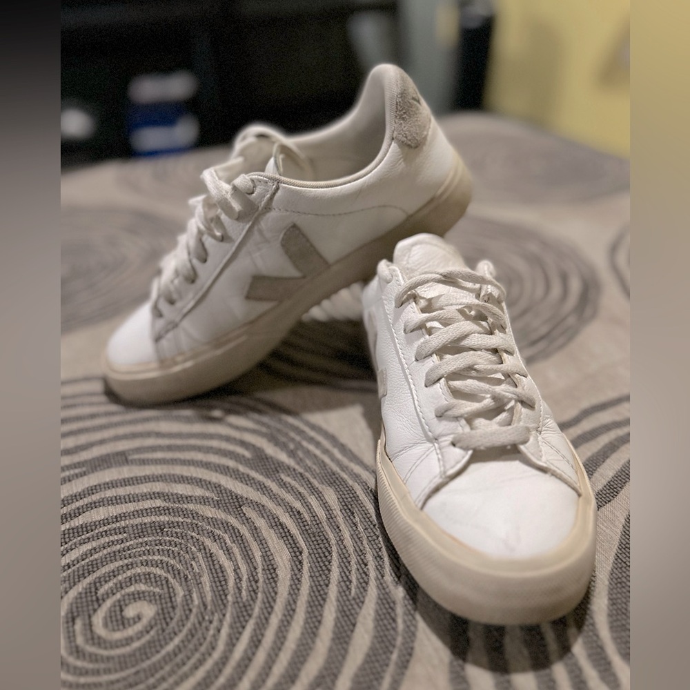 Vena white leather